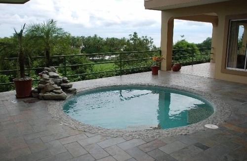Dominical Wohnung | Up Close Ocean View W / Pool-Strand 600 Ft Auswärts- 2. Flr Studio