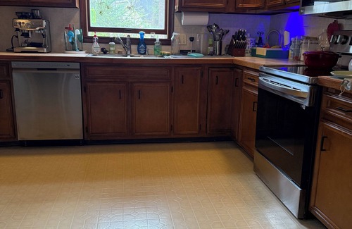 Park Forest Village Haus | Updated 3BR home in great State College neighborhood