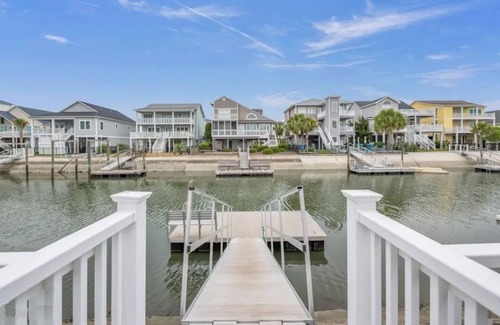 Ocean Isle Beach Haus | Updated 5 BR Canal Home, Short Walk To Beach!