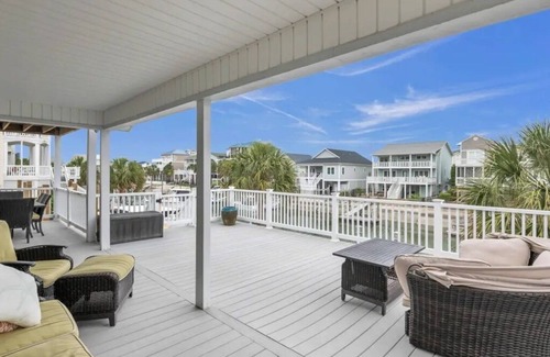 Ocean Isle Beach Haus | Updated 5 BR Canal Home, Short Walk To Beach!