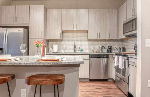 Loring Heights Eigentumswohnung | Updated Apt Near Atlantic Station/Free Parking