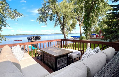 Dent Kabine | Updated, clean and cozy two bedroom cabin on desirable clean, hard bottom lake.