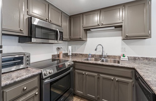 Durango Eigentumswohnung | Updated Modern In-Town Condo | Pool | Hot Tub