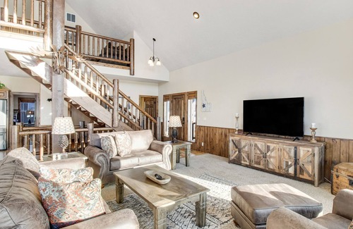 Brookdale Meadows Haus | Updated, mountain-view retreat with private hot tub, game room, deck & firepit