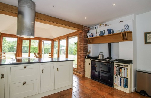 Ledbury Haus | UPLANDS DOWER HOUSE, family friendly, with open fire in Ledbury