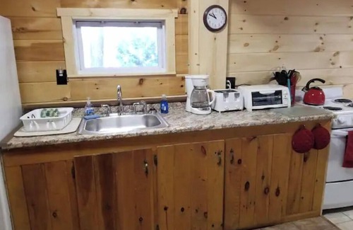 Lincoln Hütte | Upper Cold Stream Pond Retreat