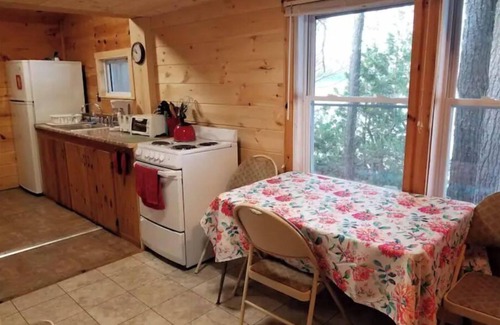 Lincoln Hütte | Upper Cold Stream Pond Retreat