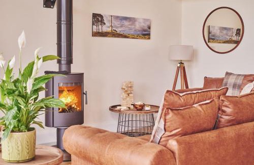 Montgomery Haus | Upper Tumble Cottage