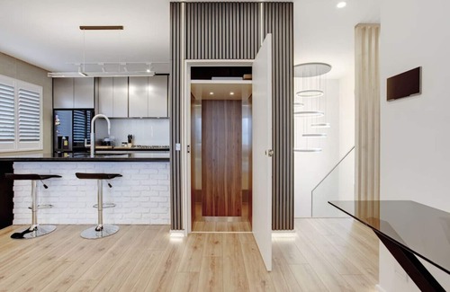 Orakei Haus | Upscale Abode with Lift, Sea and Skyline Views