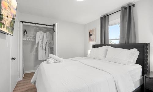 Jefferson Manor Wohnung | Upscale Old Town Views 3BD Lux