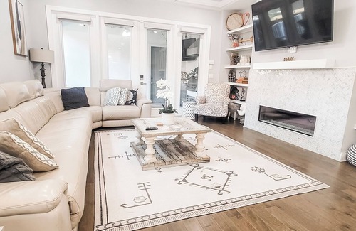 Bayshore Gardens Haus | Upscale Soho living - Near bayshore Boulevard - Chefs kitchen