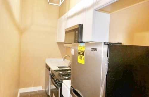 Faubourg Delachaise Wohnung | Uptown 1 block from Magazine St mins from Downtown off street parking