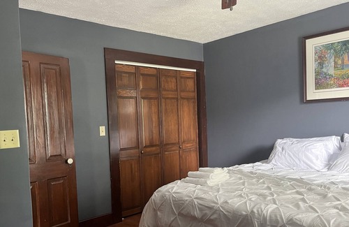 Upper Sandusky Haus | Uptown Upper Home