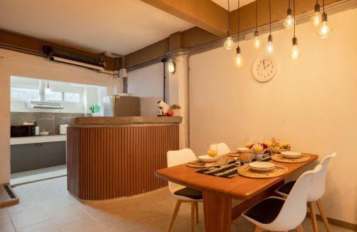 Phra Khanong Nuea Haus | Urban Nest Townhouse, Local-feel, Roof,Nightmarket