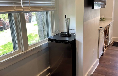 Edgewood Wohnung | Urban Oasis Carriage House US OPEN