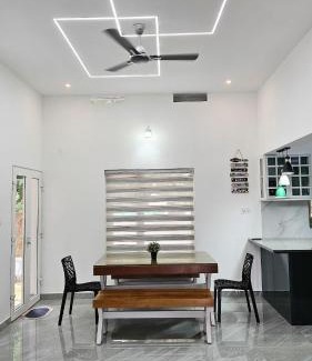 Udumbanchola Wohnung | Uthuppan's first floor 2brm
