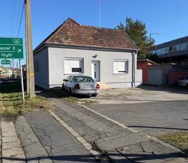 Papa Wohnung | Vámház Vendégház