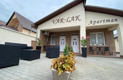 Kisvarda Wohnung | VÁR-LAK Apartman