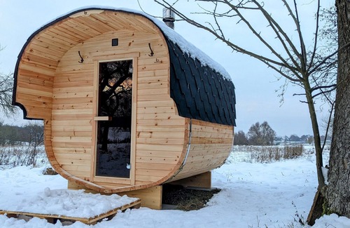 Carpin Wohnung | Ferienwohnung im gemütlichen Bauernhaus am Badesee mit großem Garten und Sauna