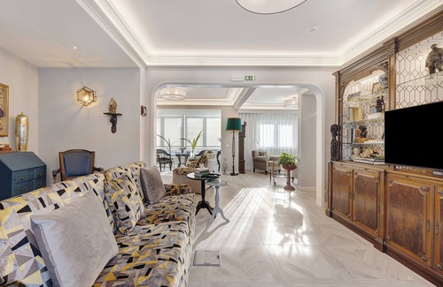 Cascais Haus | Ferienhaus "Casa Mourato - Smart and Eco Wonder" mit Privatem Pool, Privaten Terrassen und WLAN