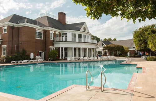 Williamsburg Eigentumswohnung | Williamsburg Plantation Resort: 2BR / 2BA / Voll ausgestattete Küche, Sommer 2019
