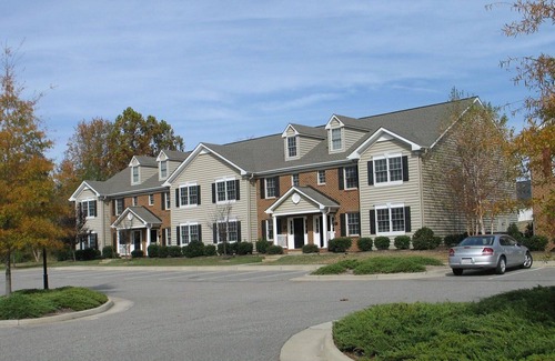 Williamsburg Eigentumswohnung | Williamsburg Plantation Resort: 2BR / 2BA / Voll ausgestattete Küche, Sommer 2019