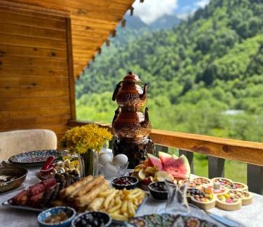 Camlihemsin Hotel | Vadi Taş Konak