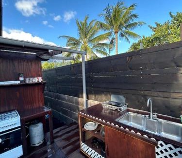 Ha'apiti Kabine | Vaianae Sands