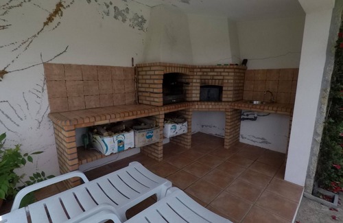 Santa Maria da Feira Haus | Valadas Guest House - 4 Schlafzimmer Villa mit Pool