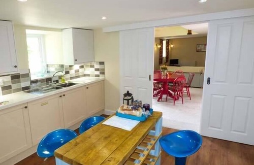 Dronfield Hütte | Vale Barn