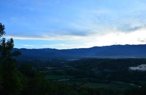 San Isidro de El General Haus | Valle Encantado