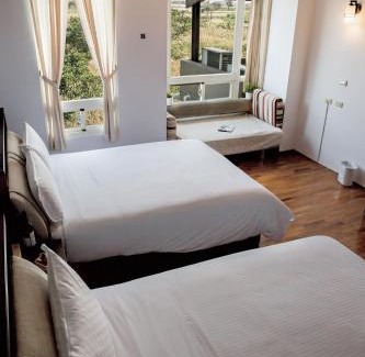 Wujie Haus | Vanilla Twilight