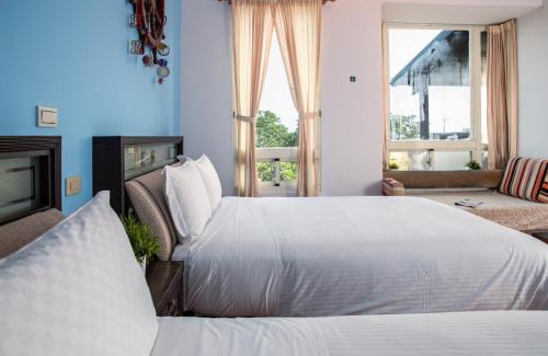 Wujie Haus | Vanilla Twilight