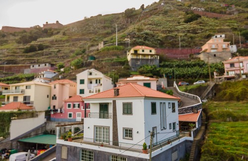 Camara de Lobos Villa | VARANDAS DA CALDEIRA By Madeira Real