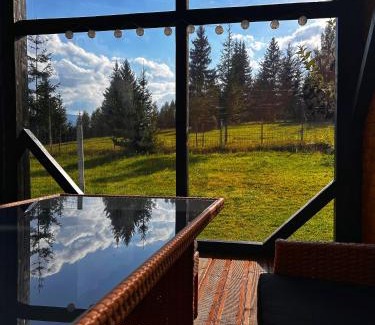 Neagra Sarului Haus | Vatra Muntilor
