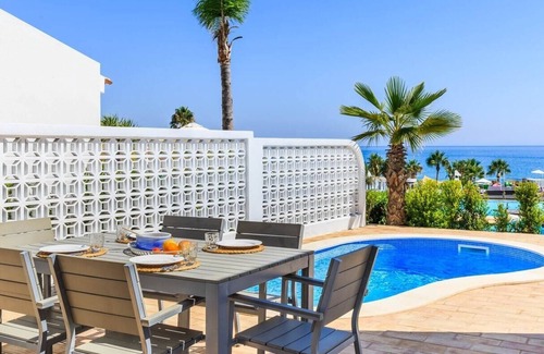 Vale do Lobo Hütte | Vale do Lobo Home with Pool Walking Distance from Beach