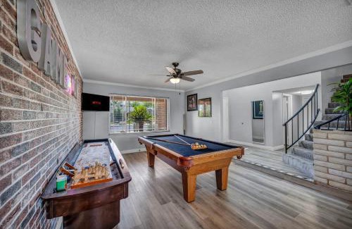 Green Valley North Haus | VegasVibes Pool Games Good Times