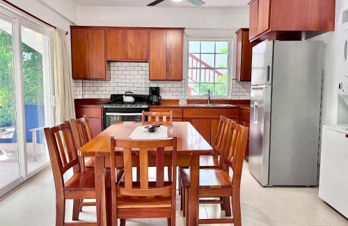 Caye Caulker Haus | VeLento Beach Level #9