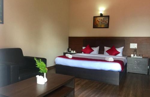 Naduvattam Haus | Velu's Resort