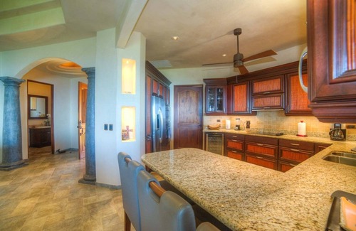 Puerto Carrillo Eigentumswohnung | Luxury Private Villa, spektakulärer Meerblick, Las Ventanas del Mar