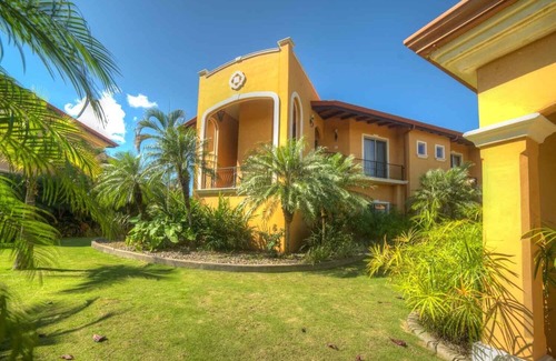 Puerto Carrillo Eigentumswohnung | Luxury Private Villa, spektakulärer Meerblick, Las Ventanas del Mar