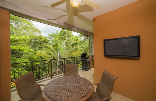 Herradura Eigentumswohnung | Veranda 1C 3Bdrs 3Bath 2nd Floor