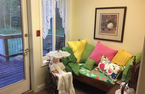 Soudan Bed & Breakfast | Vermilion Park Inn, LL Bear's Den ( lower level)