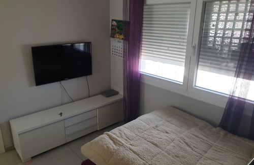 Ciudad Real Bed & Breakfast | Very bright double room + patio New Hospital Area
