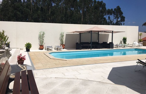 Nossa Senhora das Misericordias Haus | Very nice villa with swimming pool 3 suite 3 bedrooms (between OUREM - FATIMA )