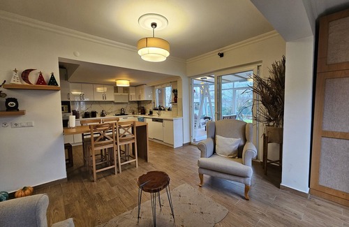 Sapanca Villa | VİLLA ATLAS 12- 16 KİŞİLİK 6 ODA 5 BANYO