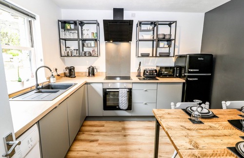 Hepworth Hütte | VICTORIA HOUSE, family friendly, with a garden in Holmfirth