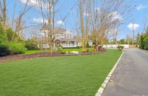 South Jamesport Haus | Victorian Beach House Paradise