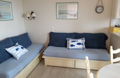 Roquebrune-sur-Argens Kabine | Blick auf den Golf von St. Tropez-ruhig-Pool-Tennis