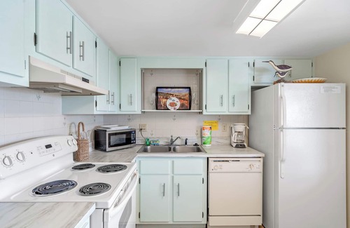 Point East Eigentumswohnung | Chateau by the Sea 31B Beautiful ocean view